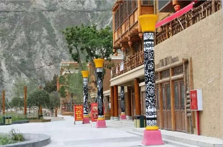 LED景觀(guān)燈度假村工程