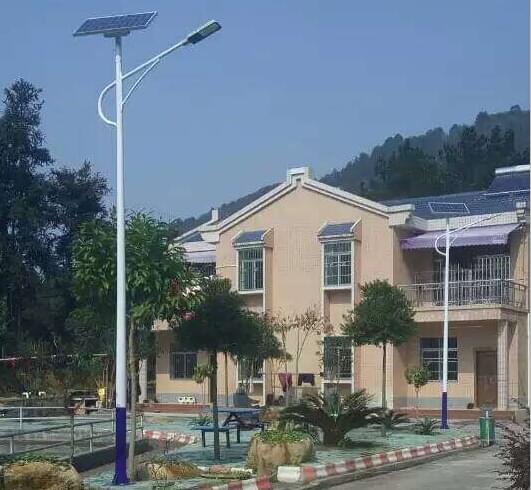 led太陽(yáng)能路燈 led太陽(yáng)能路燈