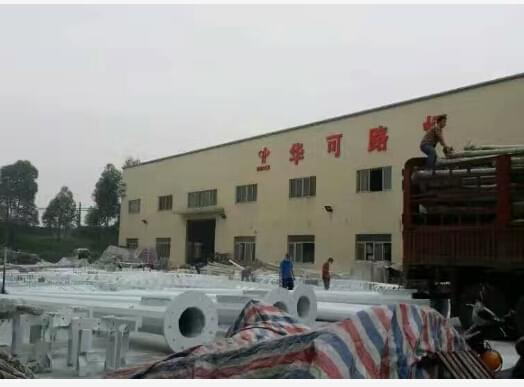 華可太陽(yáng)能路燈趕貨 華可太陽(yáng)能路燈趕貨