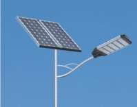 太陽(yáng)能路燈---新農村的“孔明燈”