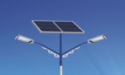 農村太陽(yáng)能路燈點(diǎn)亮農村“萬(wàn)家燈火”