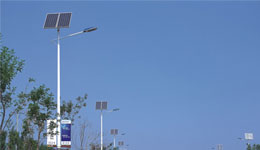 下雨天太陽(yáng)能led路燈還能正常亮燈工作嗎？