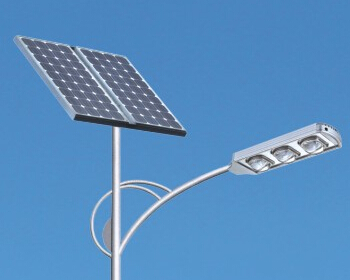 華可：如何判斷太陽(yáng)能路燈的光源質(zhì)量好不好？