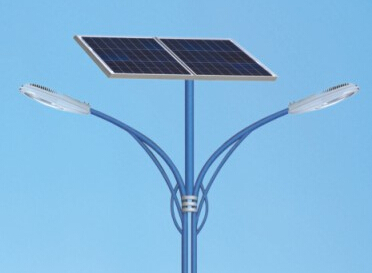 太陽(yáng)能路燈比普通路燈多了哪些部件？