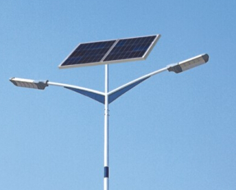 農村道路亮化該如何選擇太陽(yáng)能路燈呢？