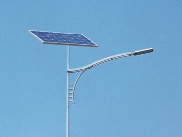 廠(chǎng)家：農村led太陽(yáng)能路燈安裝間距多遠才合適？