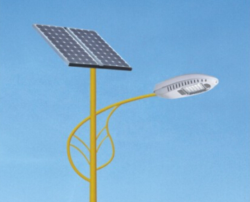 農村led太陽(yáng)能路燈光源如何選擇？