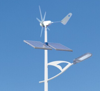 華可：安裝風(fēng)光互補太陽(yáng)能路燈能給大家帶來(lái)哪些好處？