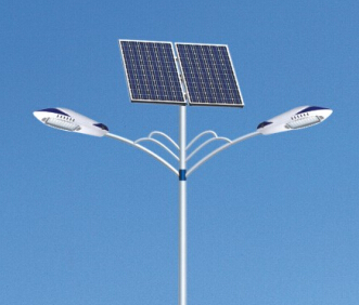 華可告訴您如何購買(mǎi)合適、效率高的太陽(yáng)能路燈