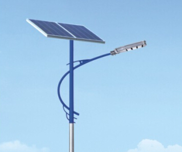 農村led太陽(yáng)能路燈能解決陰雨天的照明問(wèn)題嗎？