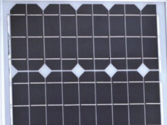 太陽(yáng)能led路燈電池板外觀(guān)區分單晶還是多晶？