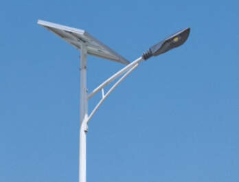 led太陽(yáng)能路燈價(jià)格高低不同如何做好選擇？