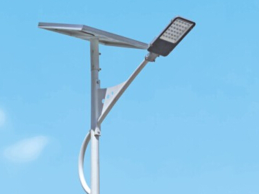 太陽(yáng)能路燈廠(chǎng)家要知道路燈的需要哪些配置才能報價(jià)？
