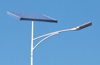 Led太陽(yáng)能路燈與普通路燈哪款更適合新農村？