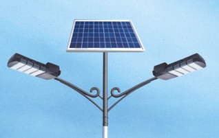 安裝Led太陽(yáng)能路燈在夜晚使用的優(yōu)勢