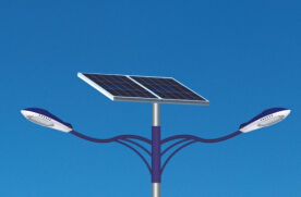 常規市電路燈比太陽(yáng)能路燈略勝一籌？