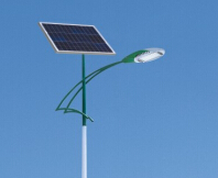 為何說(shuō)太陽(yáng)能路燈報價(jià)要比LED路燈報價(jià)要貴的原因