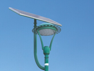 太陽(yáng)能庭院燈的功率輸出由什么決定的？