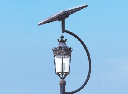 華可支招：太陽(yáng)能庭院燈搭配不同的場(chǎng)所有什么技巧？