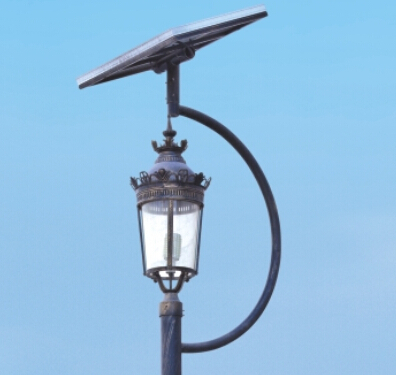 華可教你：怎么識別太陽(yáng)能庭院燈廠(chǎng)家的實(shí)力問(wèn)題