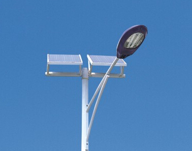 Led太陽(yáng)能路燈控制器有哪幾種降壓方式？