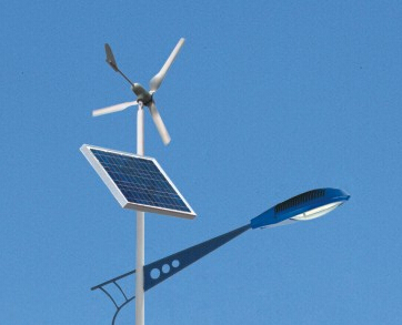 華可為您分析：風(fēng)光互補太陽(yáng)能路燈系統有什么優(yōu)點(diǎn)？