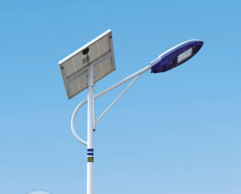 選購太陽(yáng)能路燈廠(chǎng)家該注意些什么問(wèn)題呢？