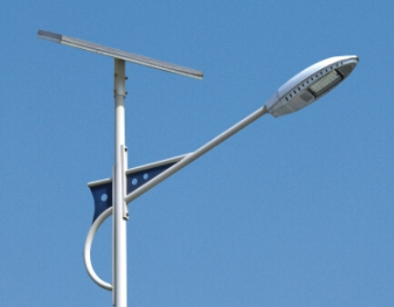 華可講解：太陽(yáng)能路燈購買(mǎi)需要知道那幾個(gè)方面的知識？