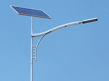 華可告訴你：太陽(yáng)能路燈有什么不為人知的特點(diǎn)？