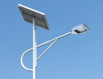 太陽(yáng)能路燈使用時(shí)需注意的細致事項