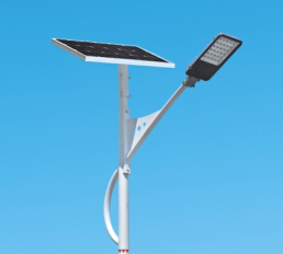 華可教你：怎樣的太陽(yáng)能路燈才是好的？