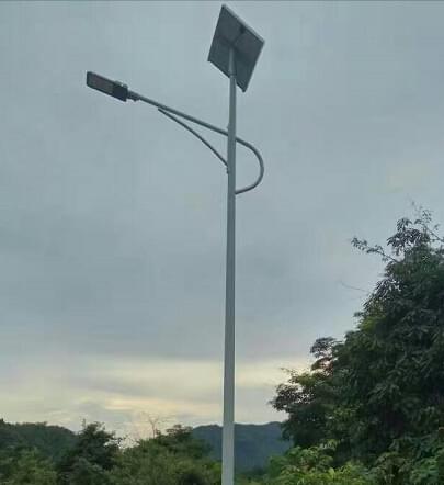 【農村太陽(yáng)能路燈案例】山西太原市農村道路亮化工程 【農村太陽(yáng)能路燈案例】山西太原市農村道路亮化工程