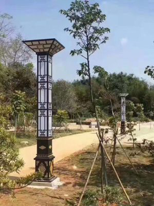 【華可案例】廣東揭陽(yáng)35套4米廣場(chǎng)景觀(guān)燈安裝完畢！